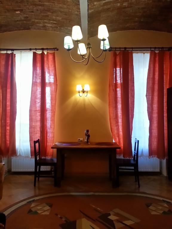 Brasov Apartment In Historic Center Chambre photo