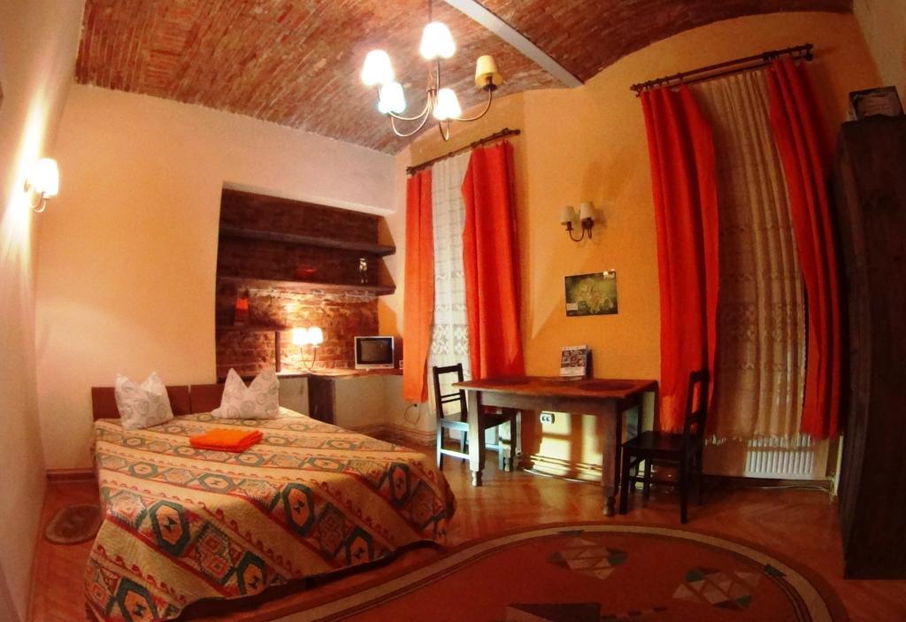 Brasov Apartment In Historic Center Chambre photo